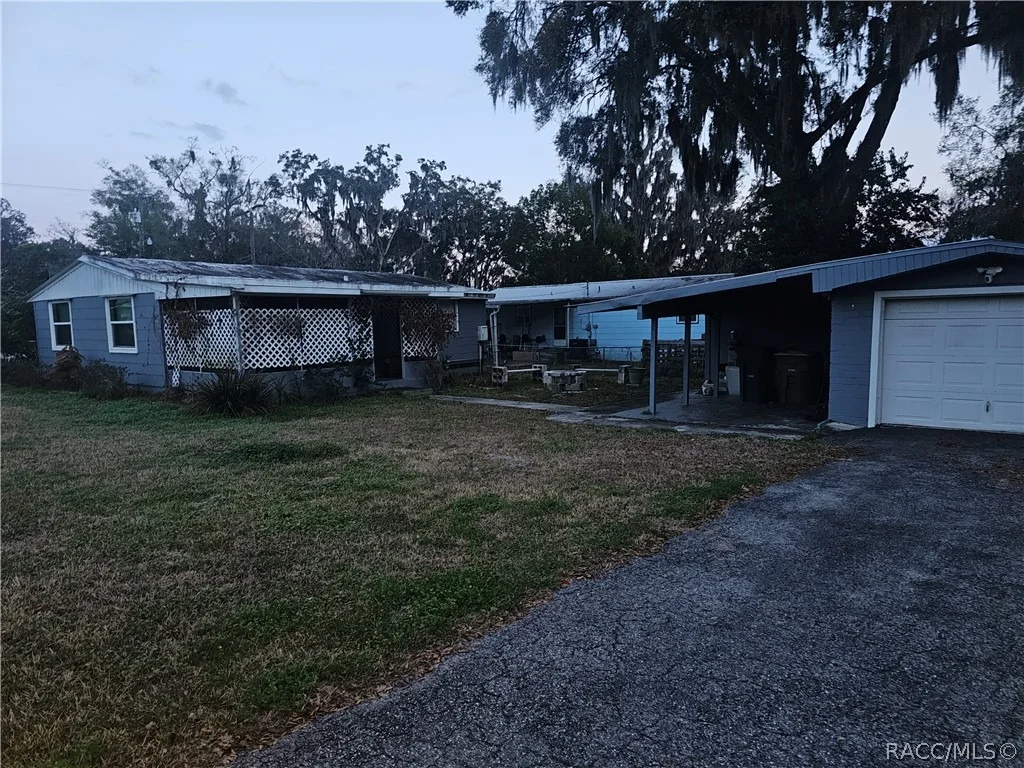 Photo of 706 SE 32nd Avenue