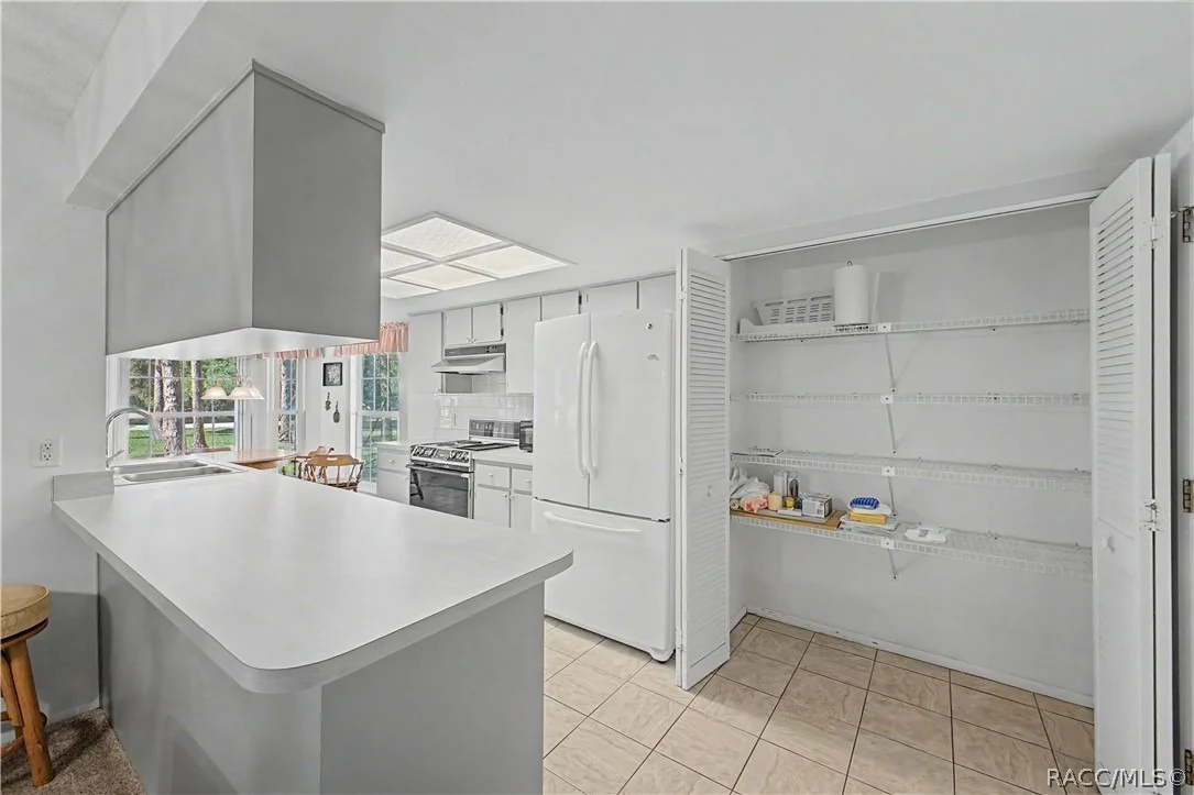 Photo of 7088 Crown Oaks Drive