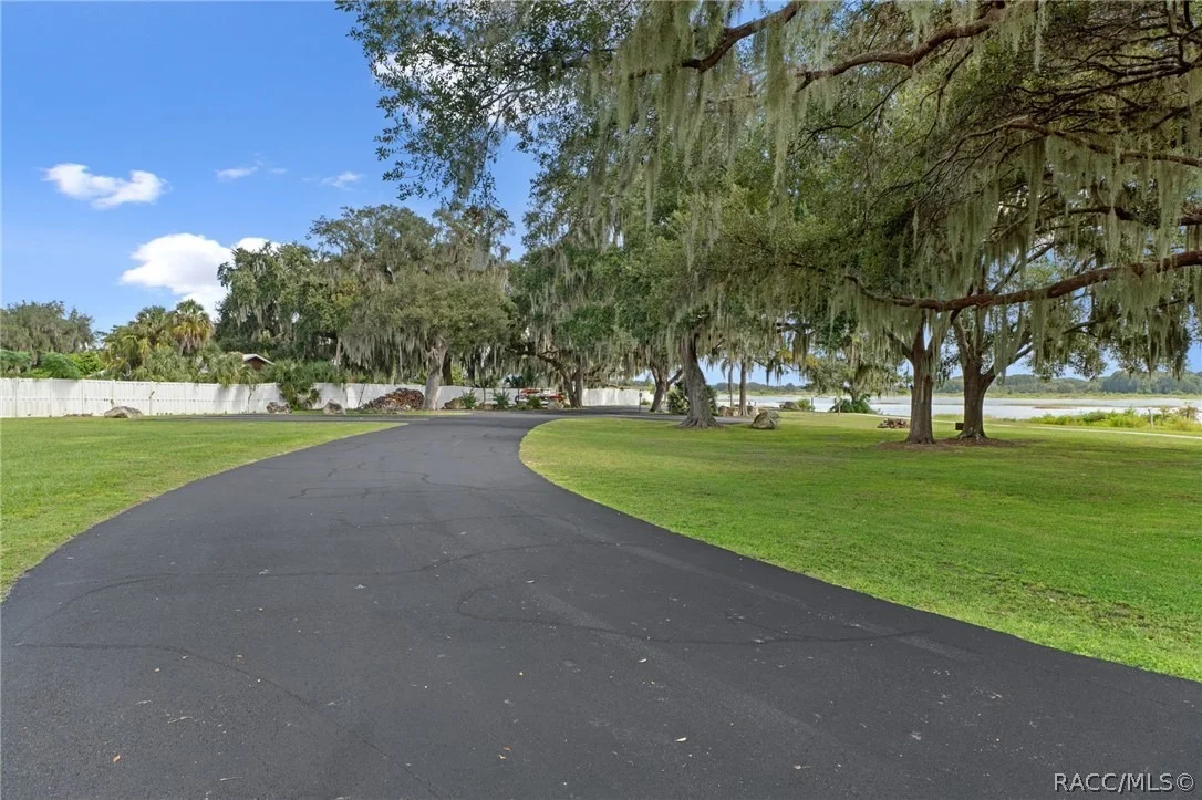 Photo of 3671 E Arbor Lakes Drive