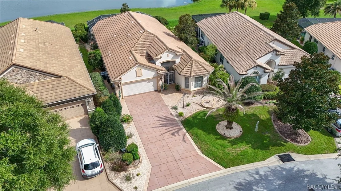 Photo of 1426 W Crossview Way