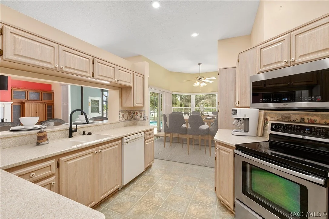 Photo of 4611 N Rushmore Loop