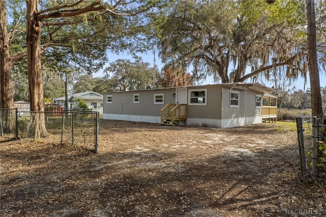 Photo of 5951 N Tsala Apopka Drive