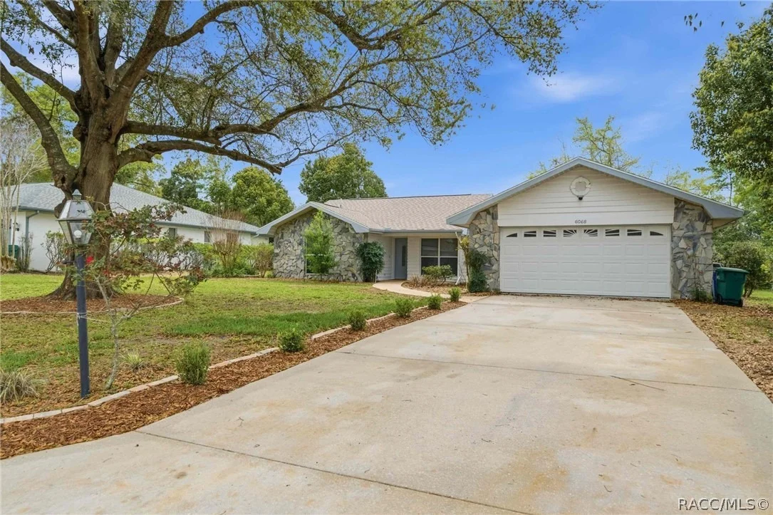 Photo of 6068 W Douneray Loop