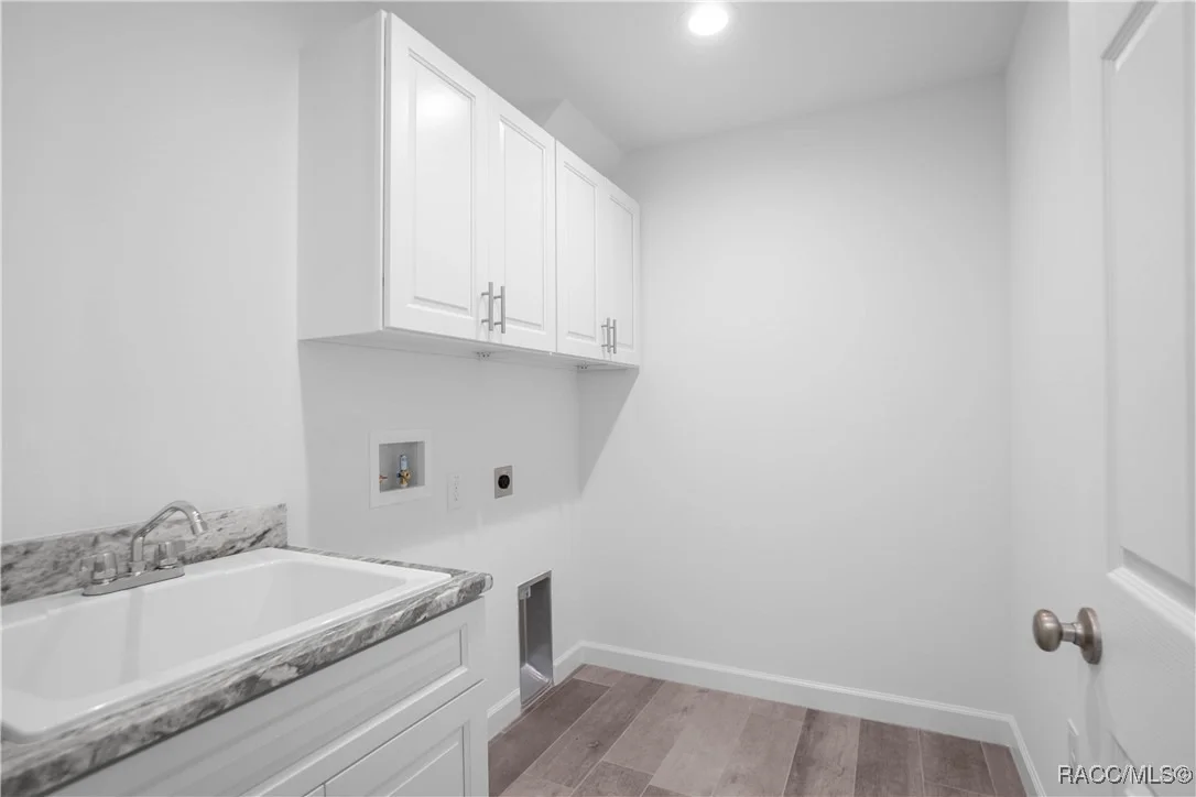 Photo of 530 N Highview Avenue