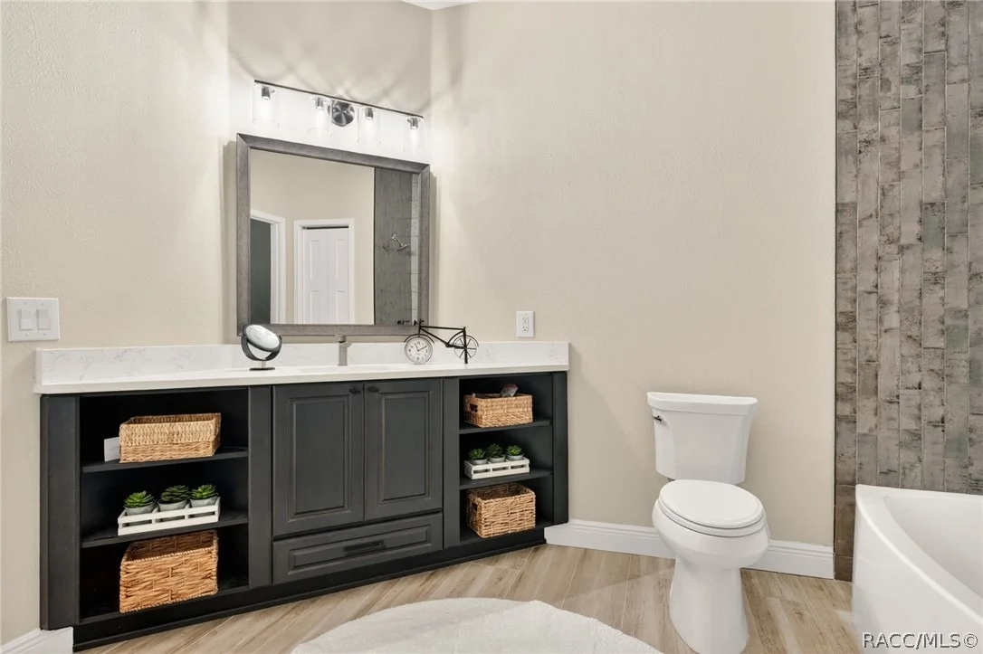 Photo of 842 W Silver Meadow Loop