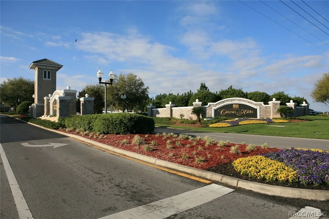 Photo of 1041 W Beagle Run Loop