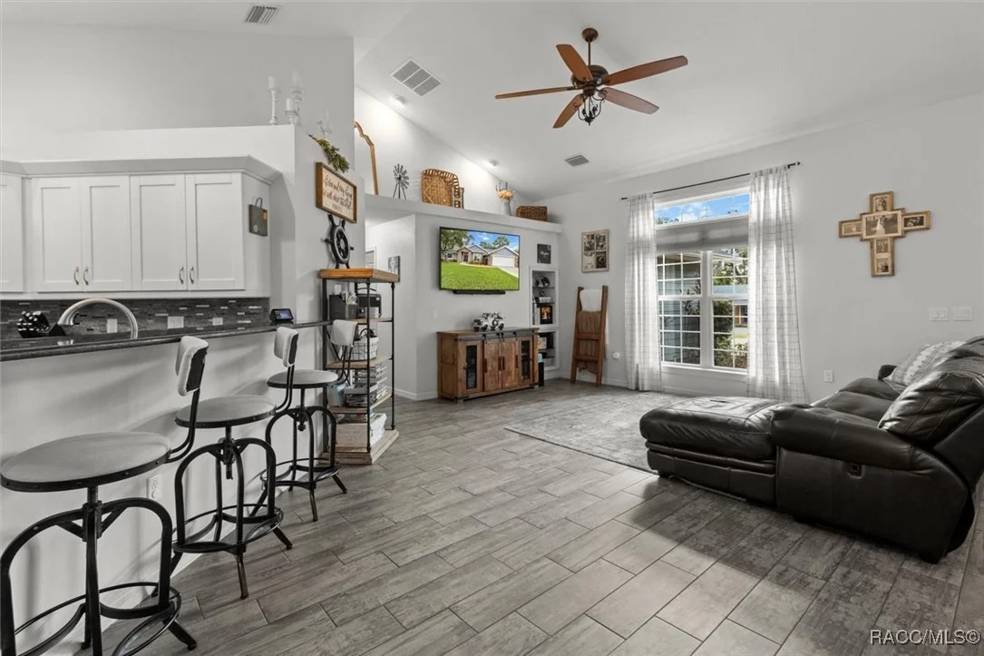 Photo of 5317 W Tortuga Loop