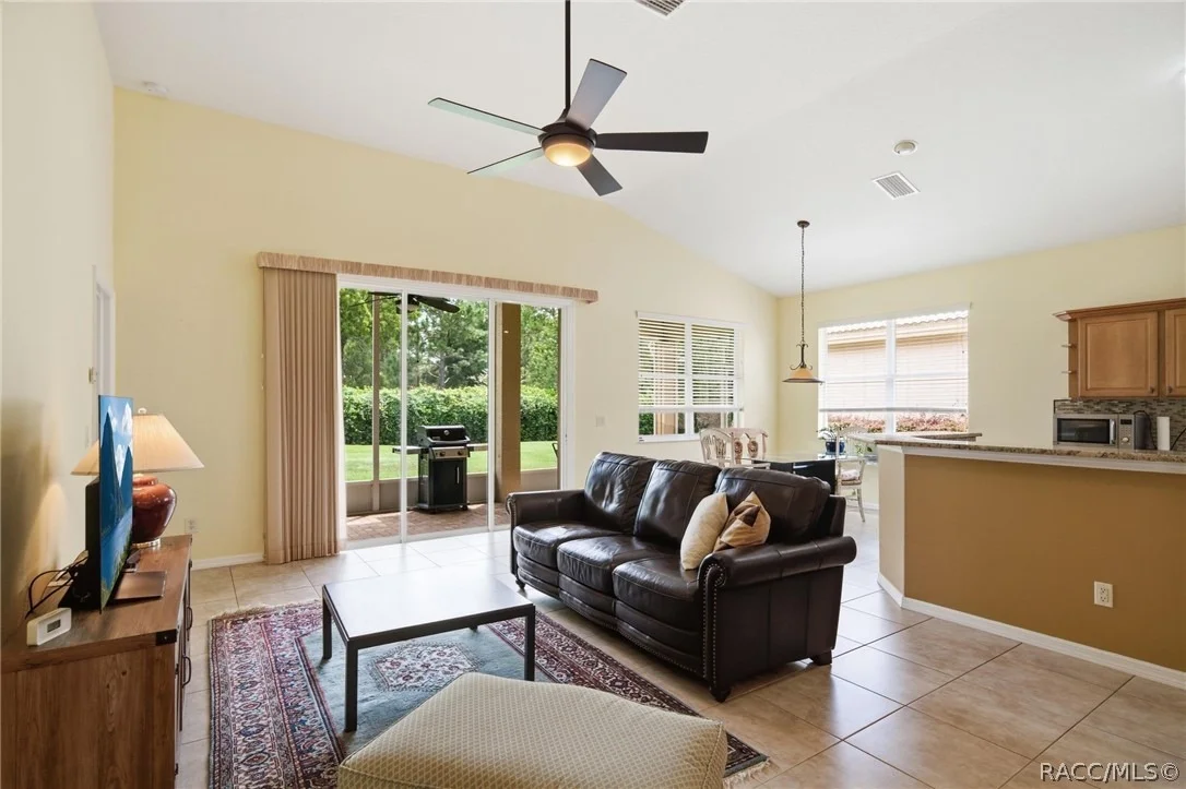 Photo of 1720 W Laurel Glen Path
