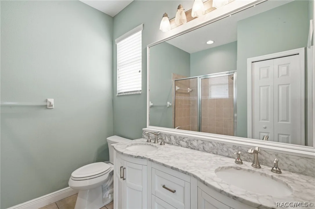 Photo of 1720 W Laurel Glen Path
