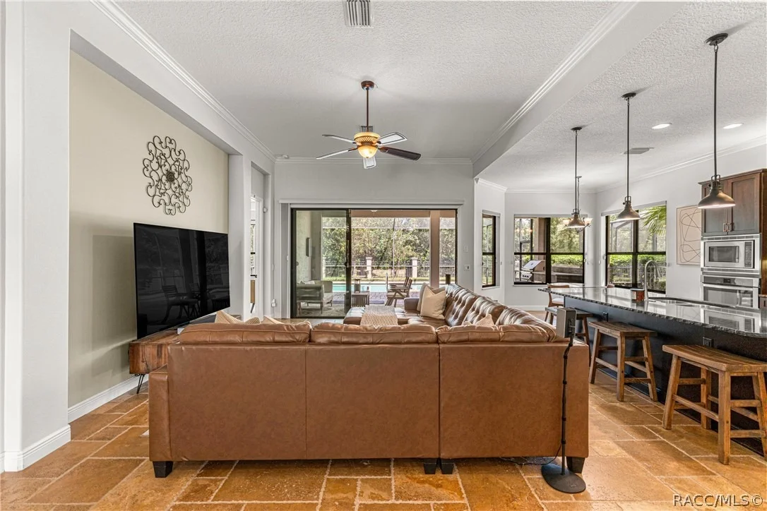 Photo of 1815 W Herick Court