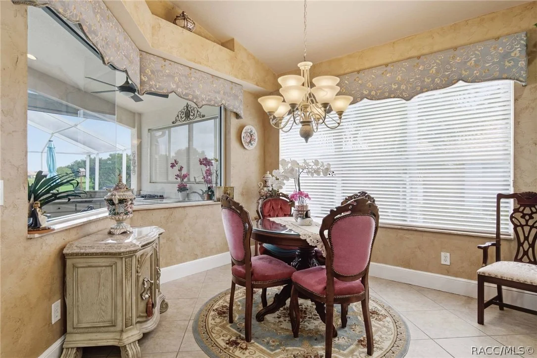 Photo of 1426 W Crossview Way