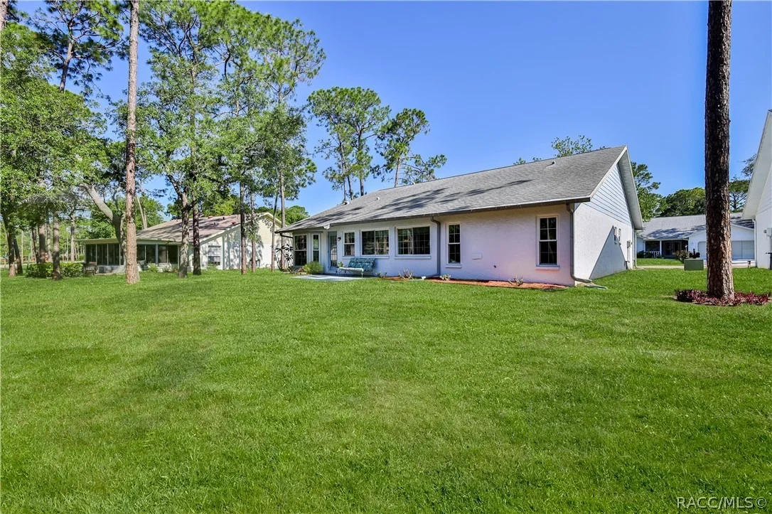 Photo of 7088 Crown Oaks Drive