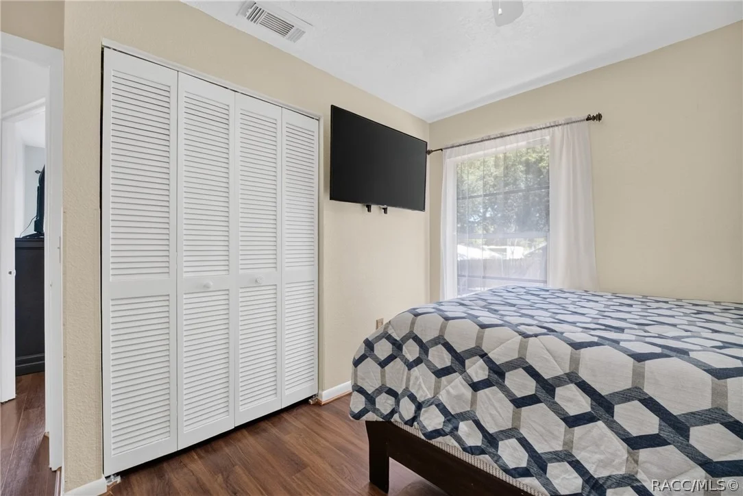 Photo of 5579 W Pine Circle