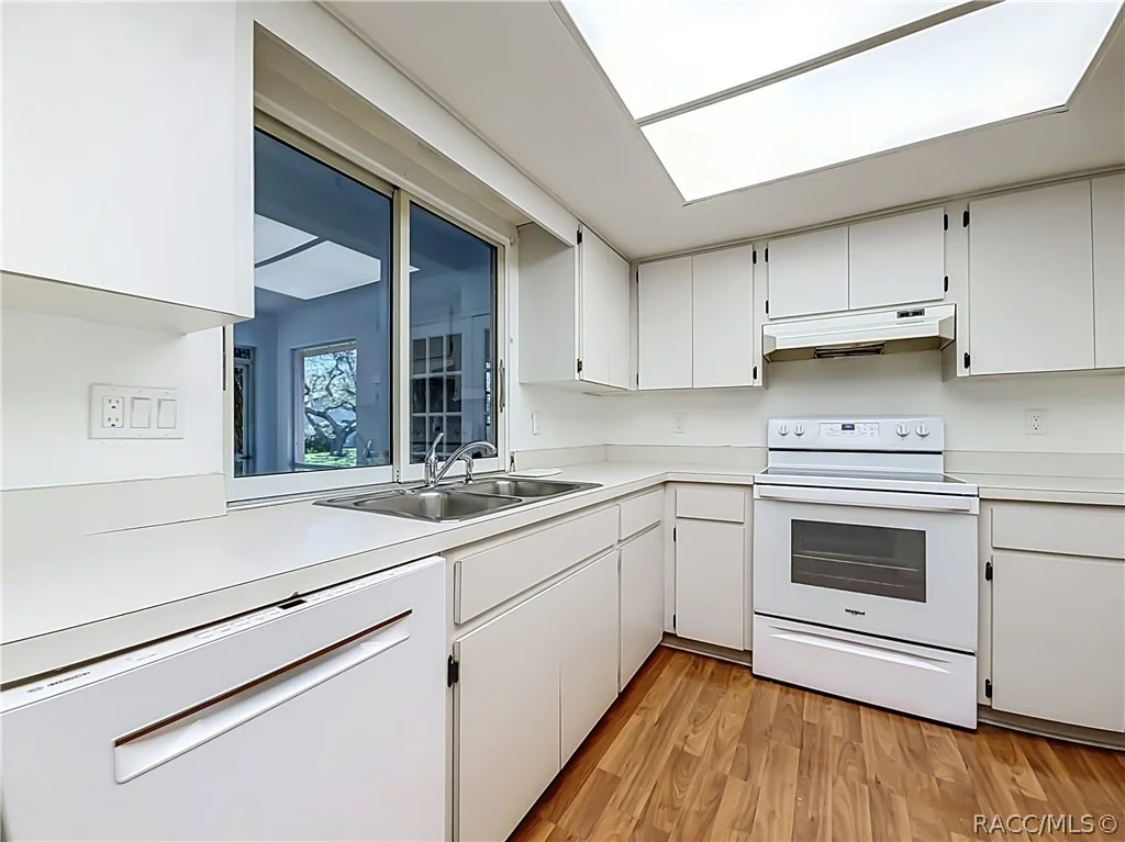 Photo of 255 Pine Street
