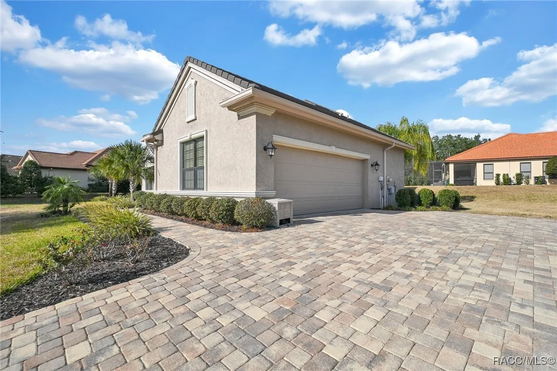 Photo of 1638 N Eagle Ridge Path