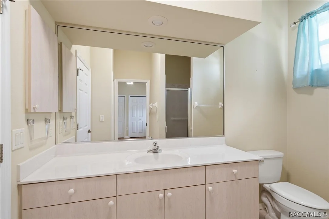 Photo of 926 E Triple Crown Loop