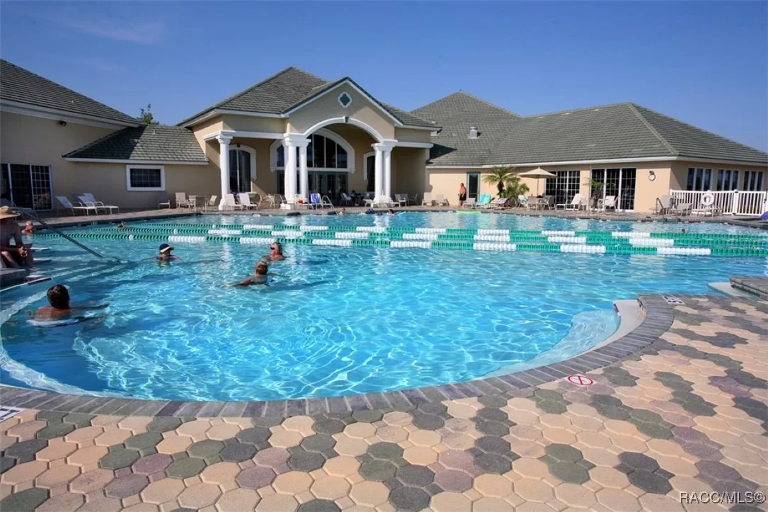 Photo of 1052 W DIAMOND SHORE Loop