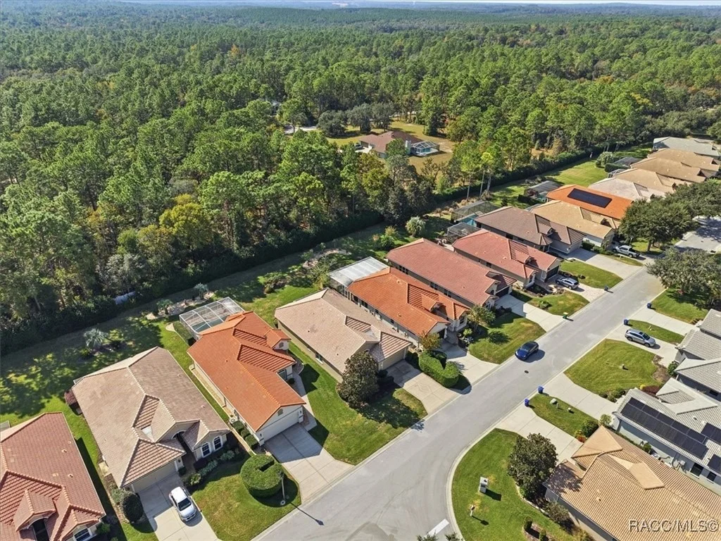 Photo of 1650 W Laurel Glen Path
