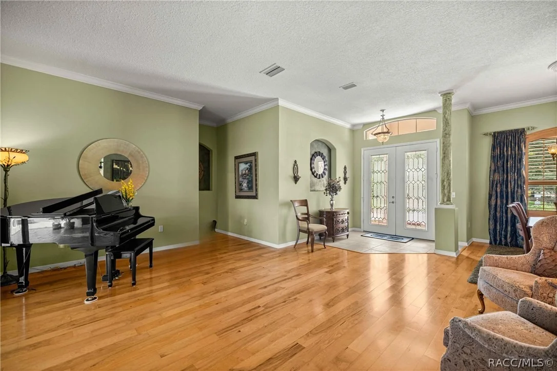 Photo of 1611 N Dimaggio Path