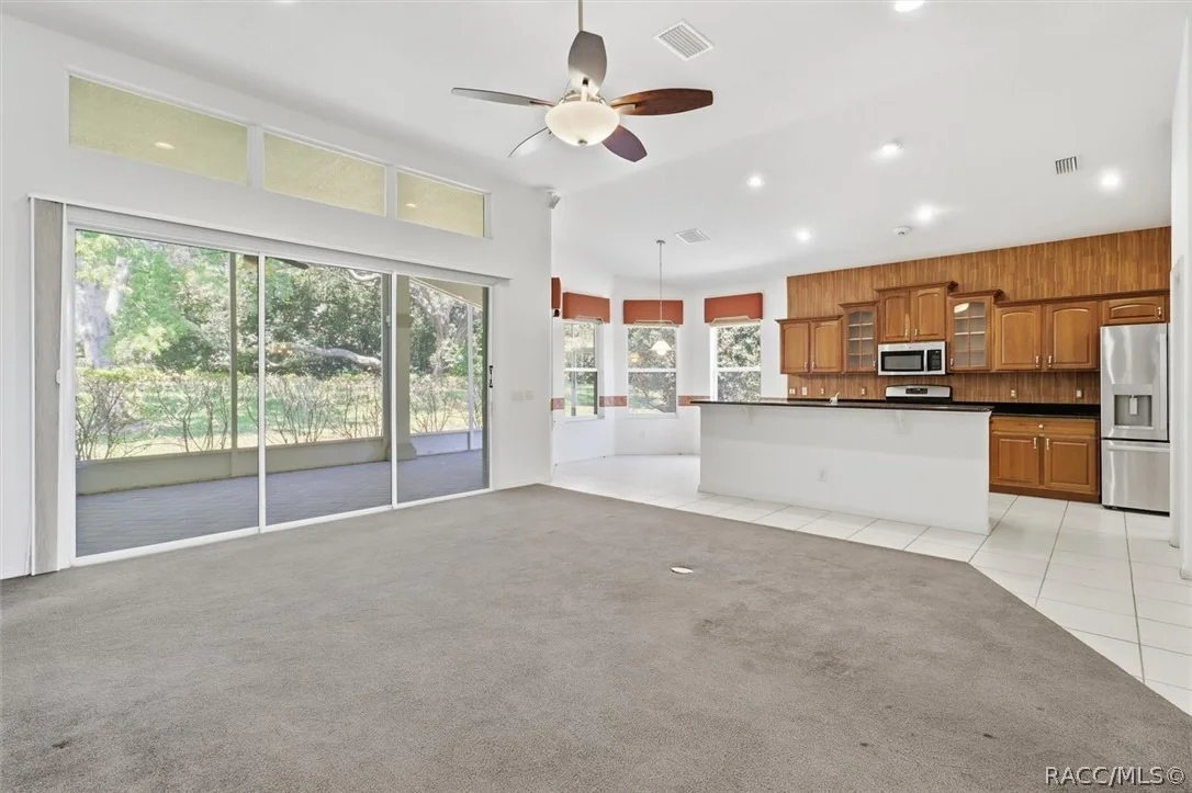 Photo of 1683 N Shadowview Path