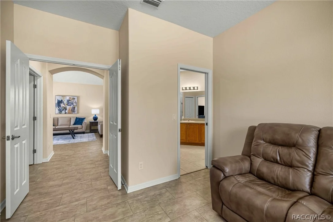 Photo of 984 W Skyview Crossing Drive