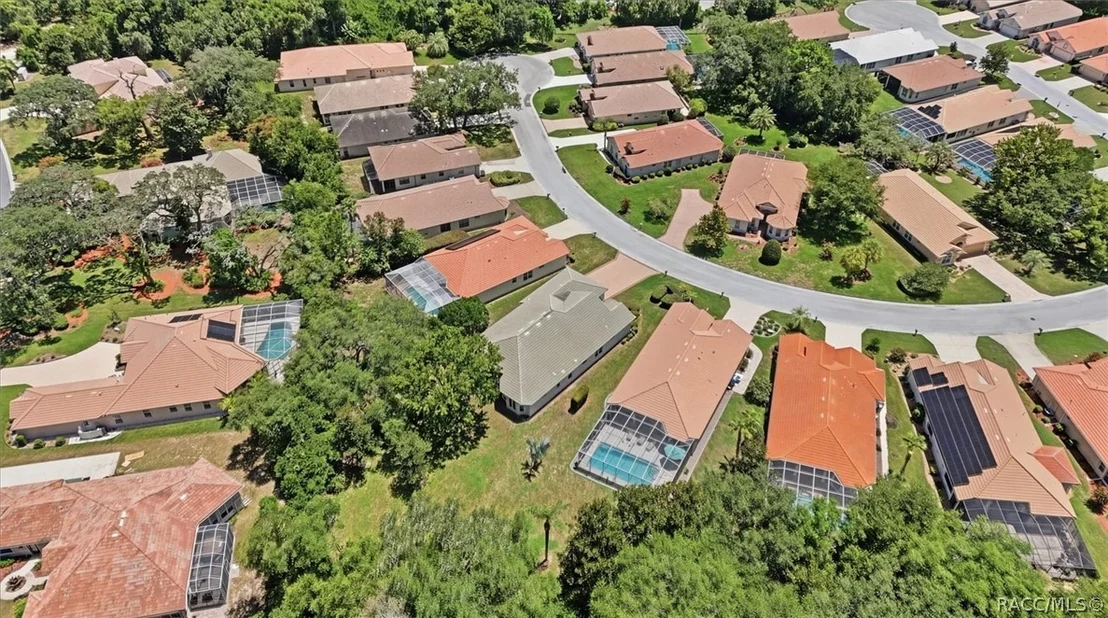 Photo of 1683 N Shadowview Path