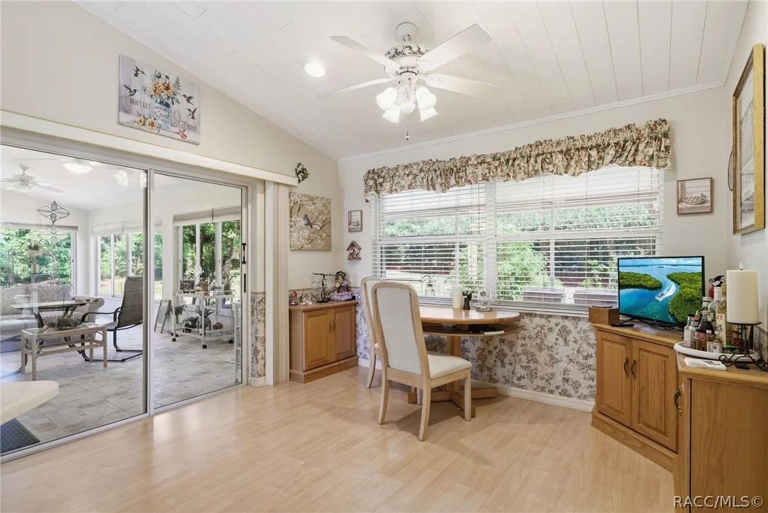 Photo of 25 N Aspen Point