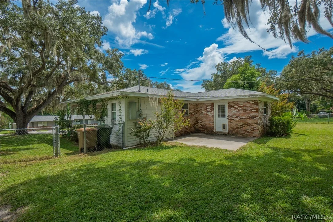 Photo of 658 SE 33rd Avenue