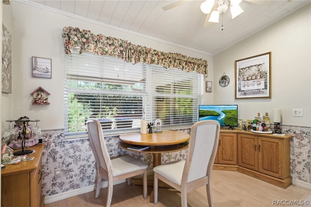 Photo of 25 N Aspen Point
