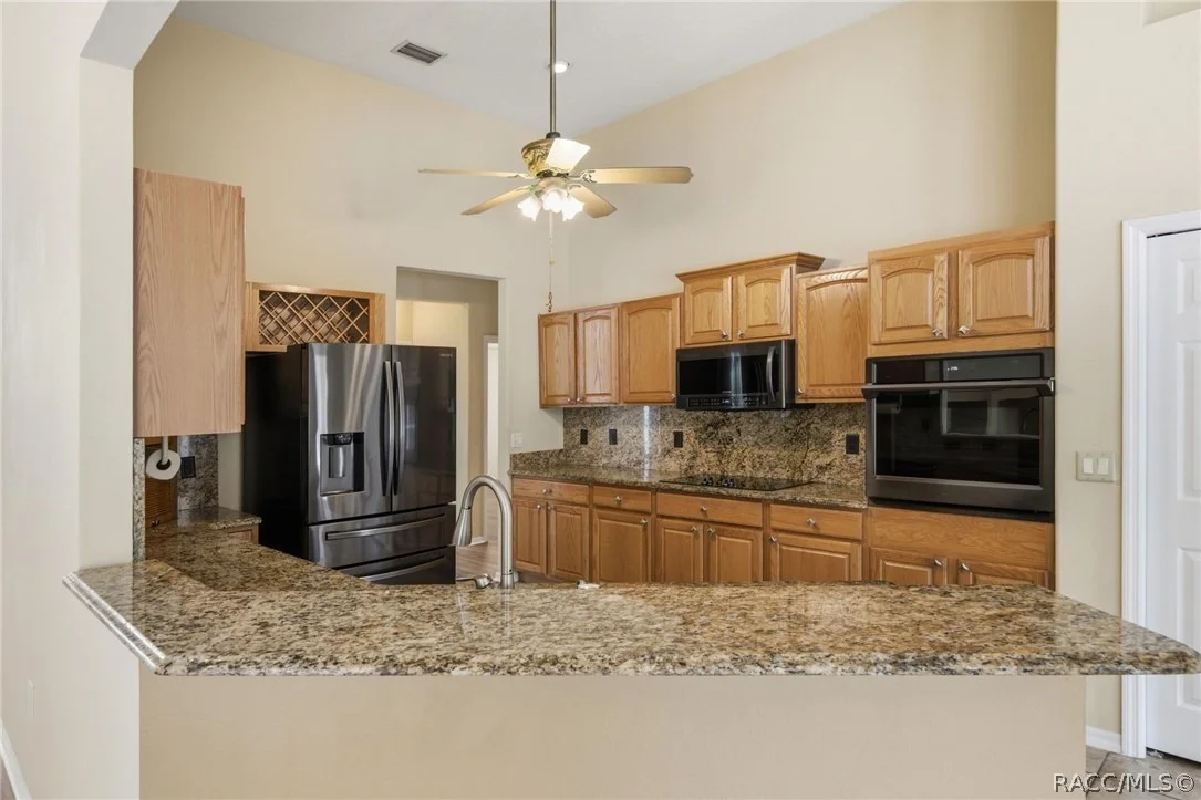 Photo of 926 E Triple Crown Loop