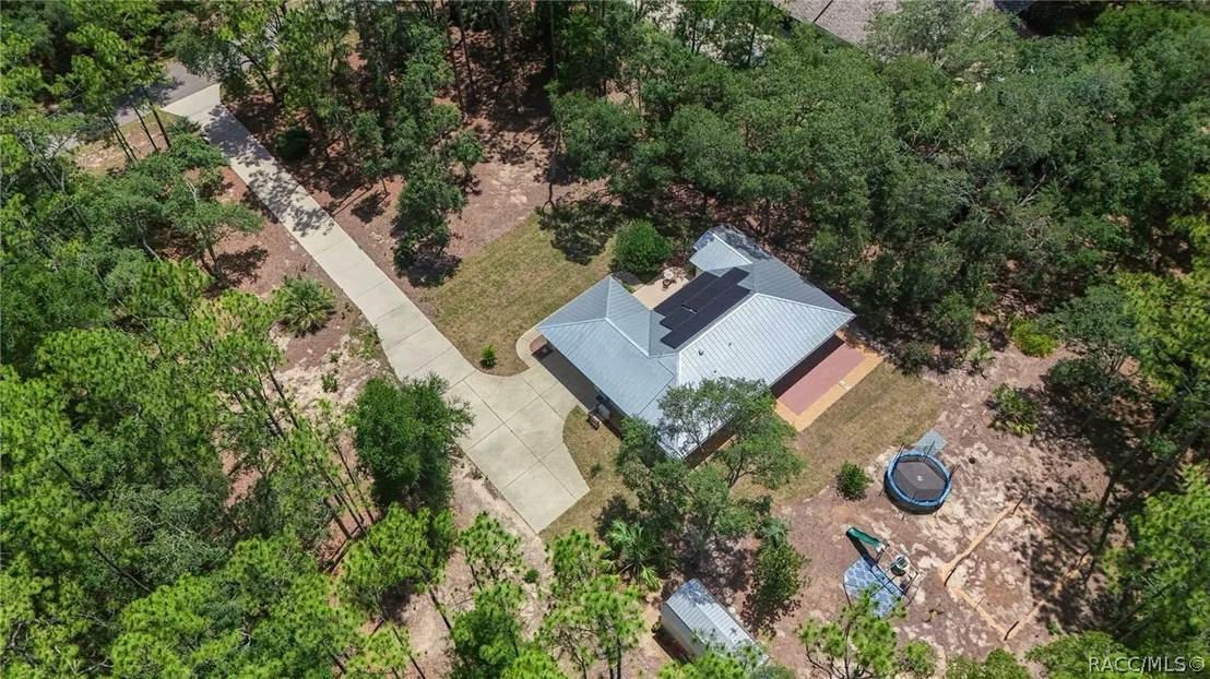 Photo of 1461 W Redding Street