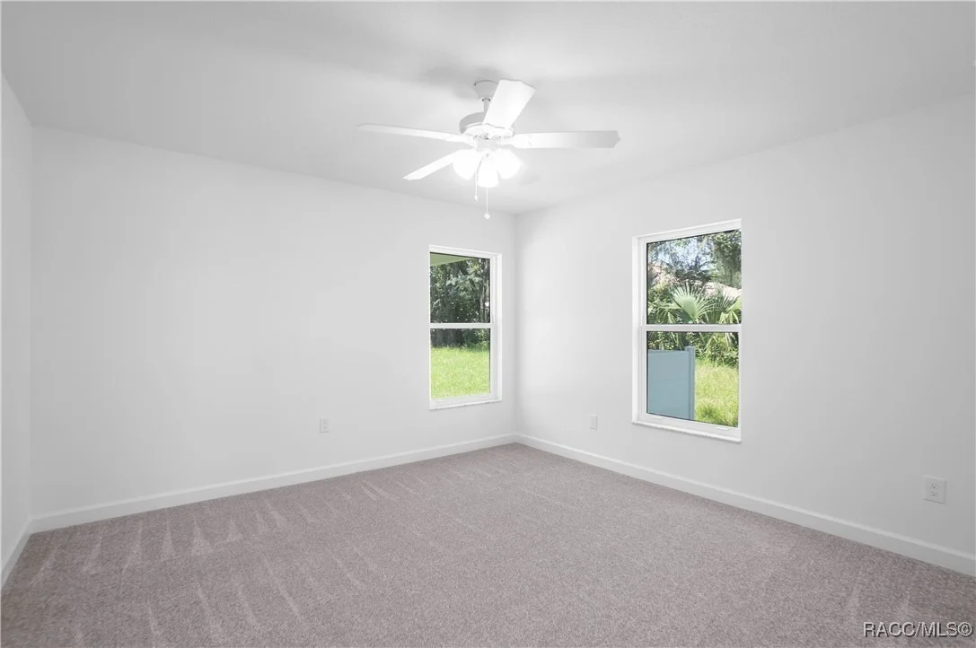 Photo of 530 N Highview Avenue