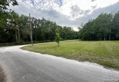 Photo of 220 N Staff Point