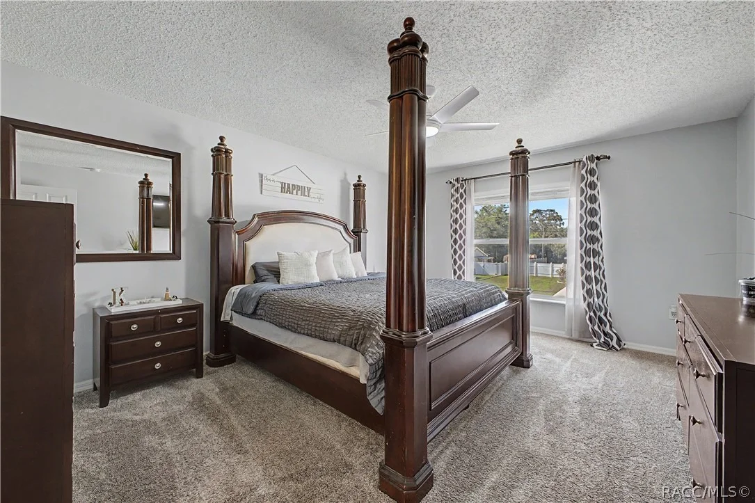 Photo of 1382 Larkin Road