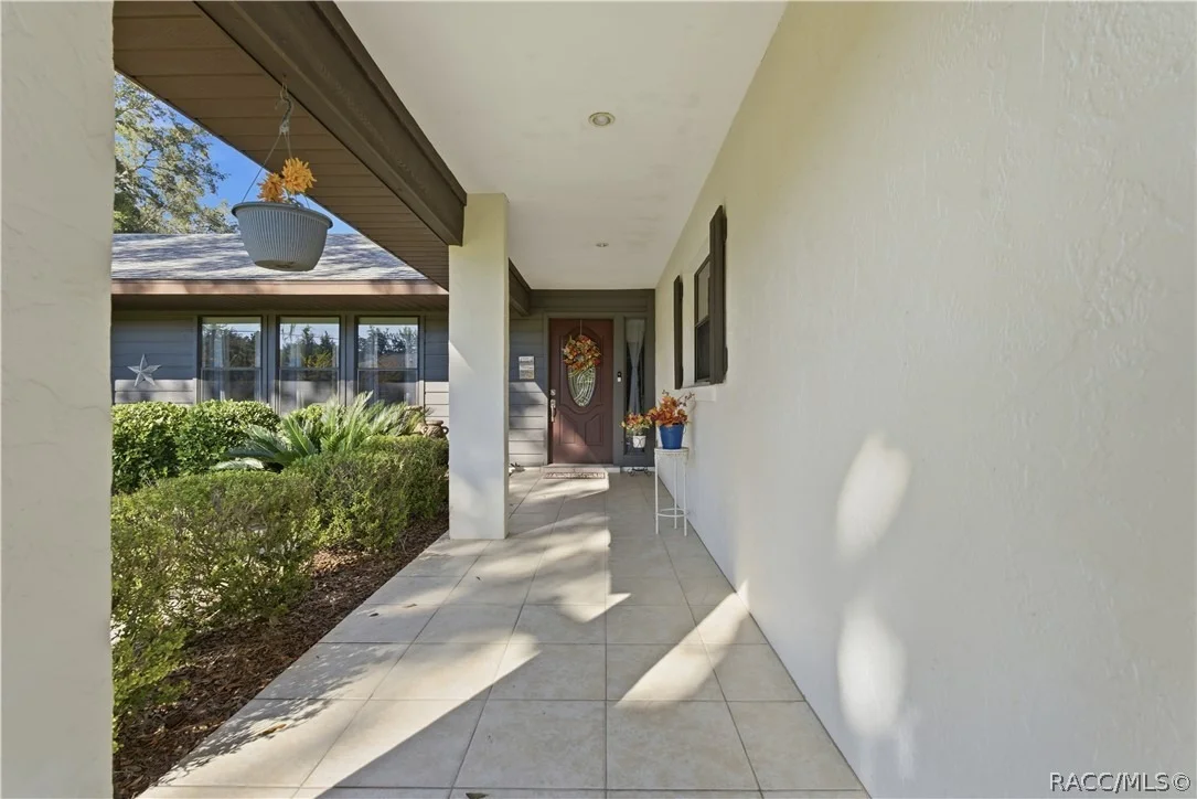 Photo of 335 W Pearson Street