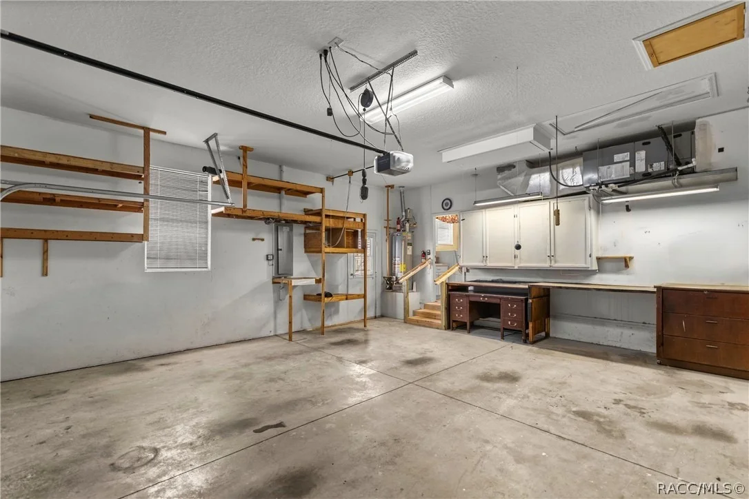 Photo of 512 W Doerr Path