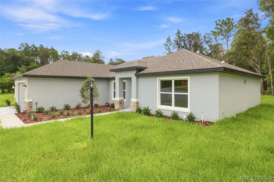 Photo of 876 N Currier Point