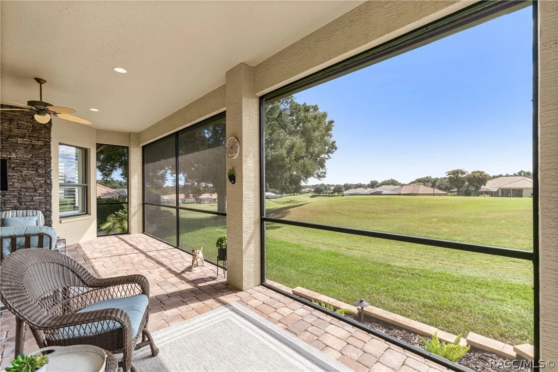 Photo of 212 W Doerr Path