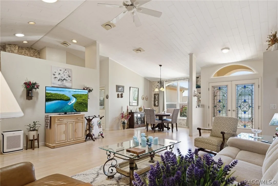 Photo of 25 N Aspen Point