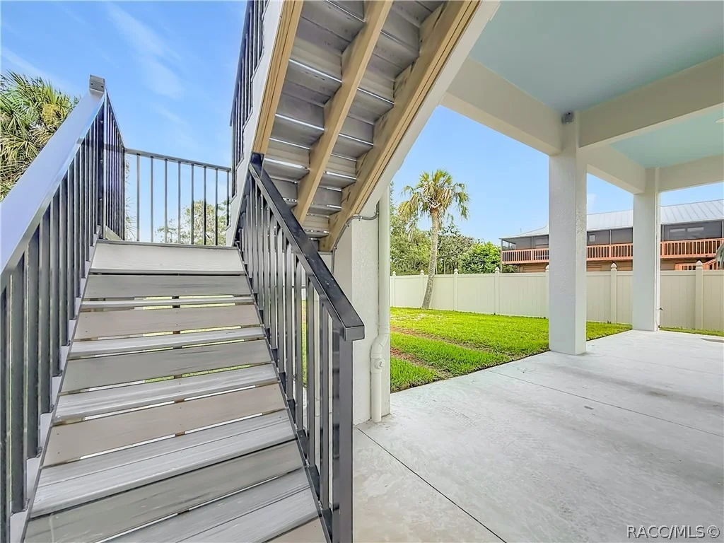 Photo of 1625 S Wallace Point