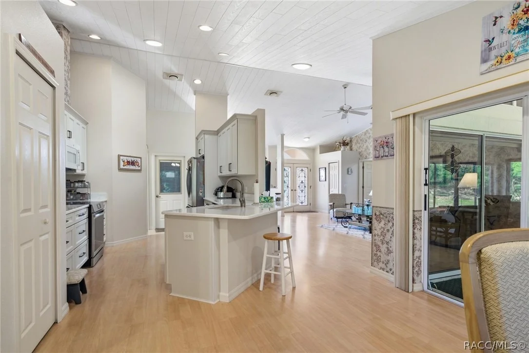 Photo of 25 N Aspen Point