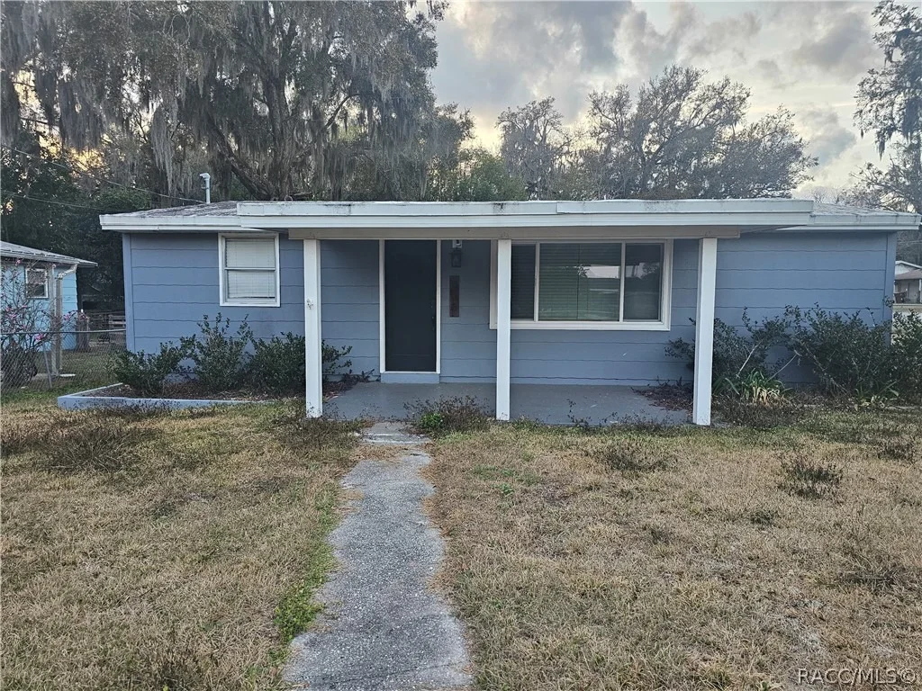 Photo of 706 SE 32nd Avenue