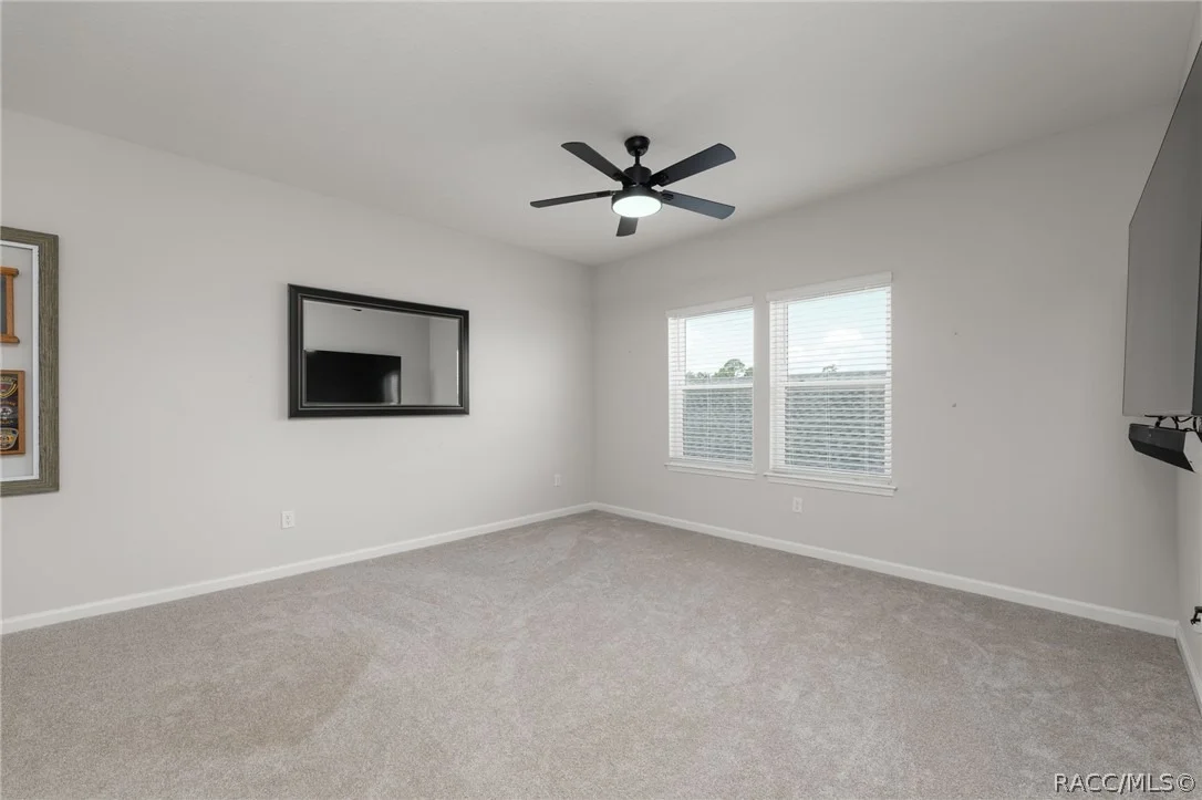 Photo of 121 Nighthawk Lane