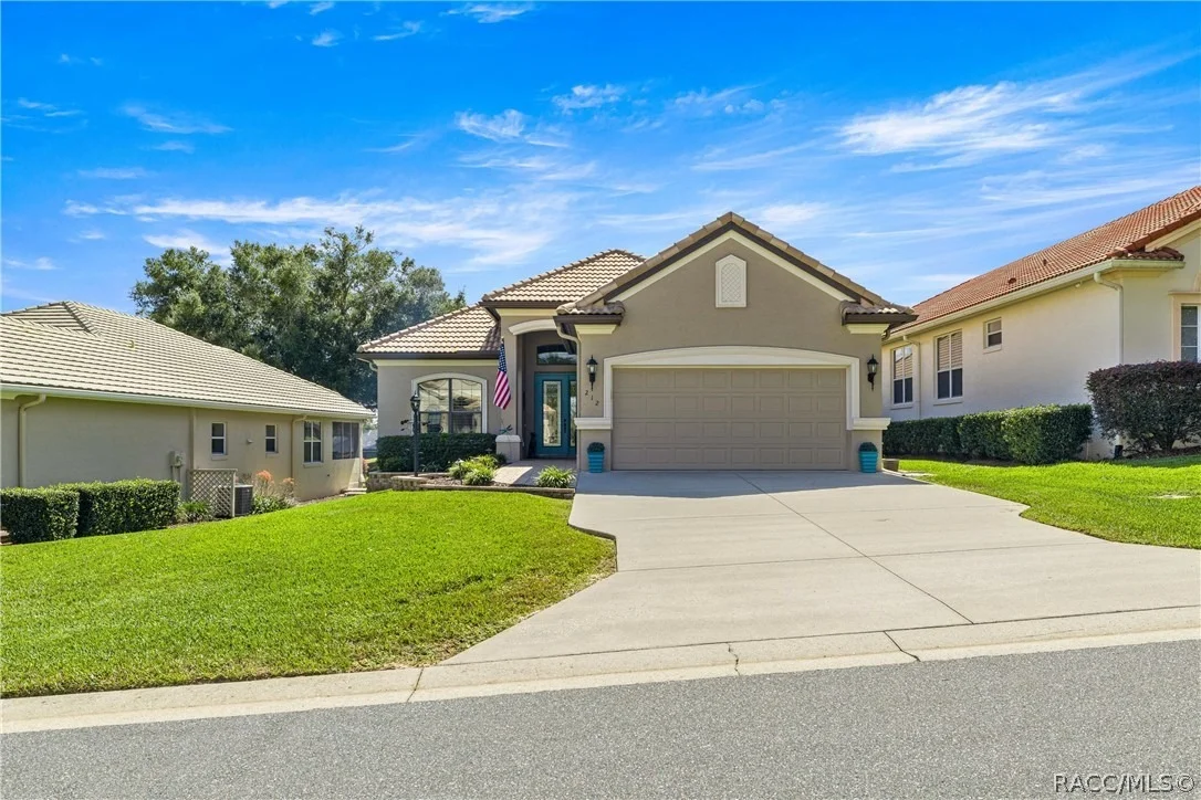 Photo of 212 W Doerr Path