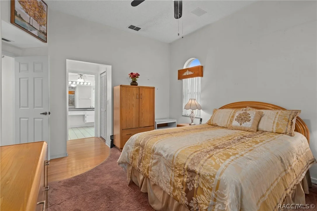 Photo of 1241 Persian Avenue