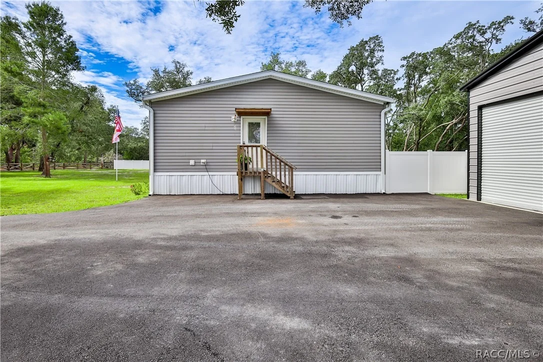 Photo of 11293 Cleever Street