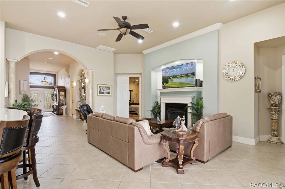 Photo of 1426 W Crossview Way