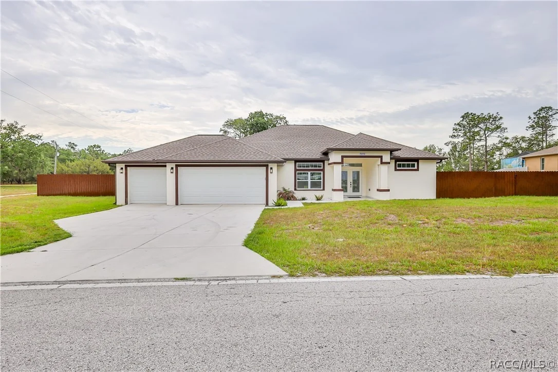 Photo of 7372 Madrid Road