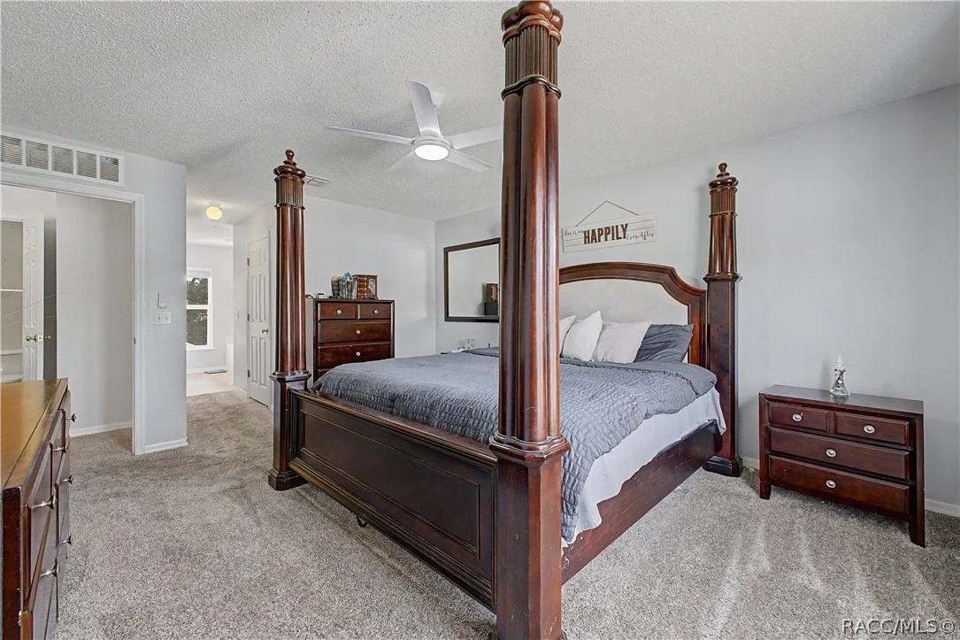 Photo of 1382 Larkin Road