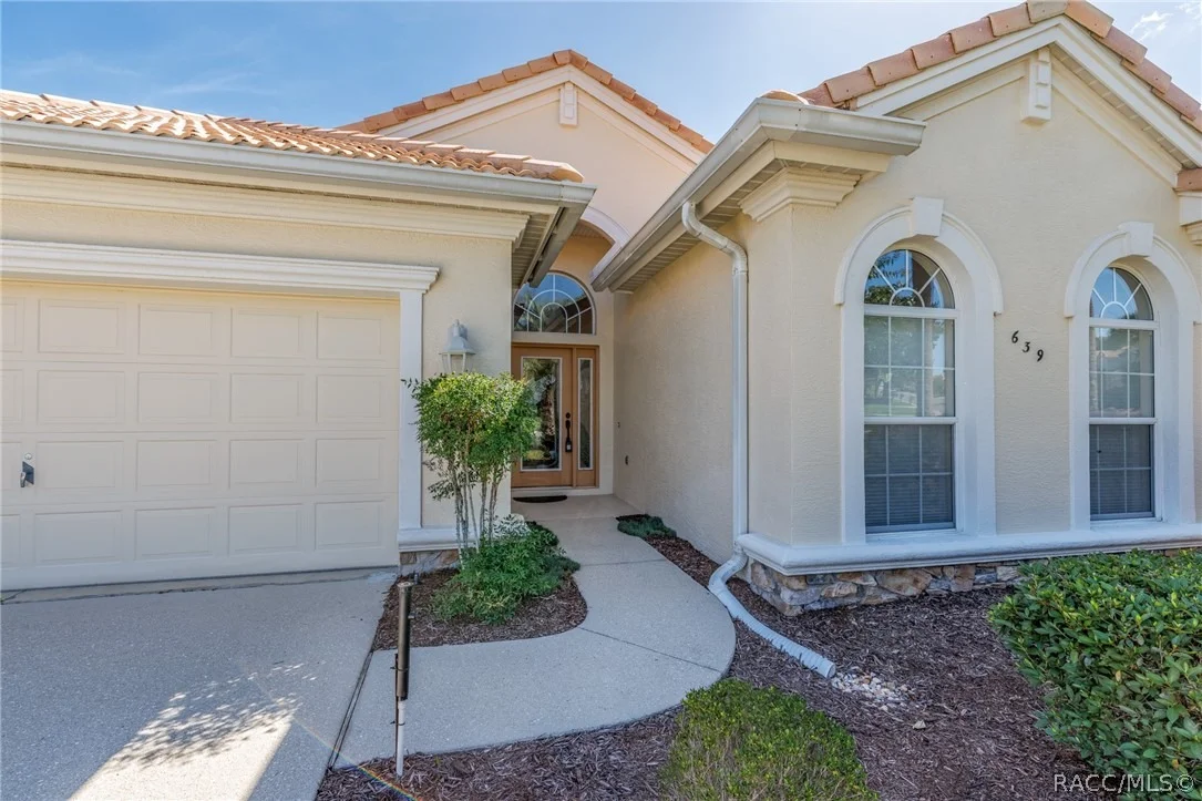 Photo of 639 W Doerr Path